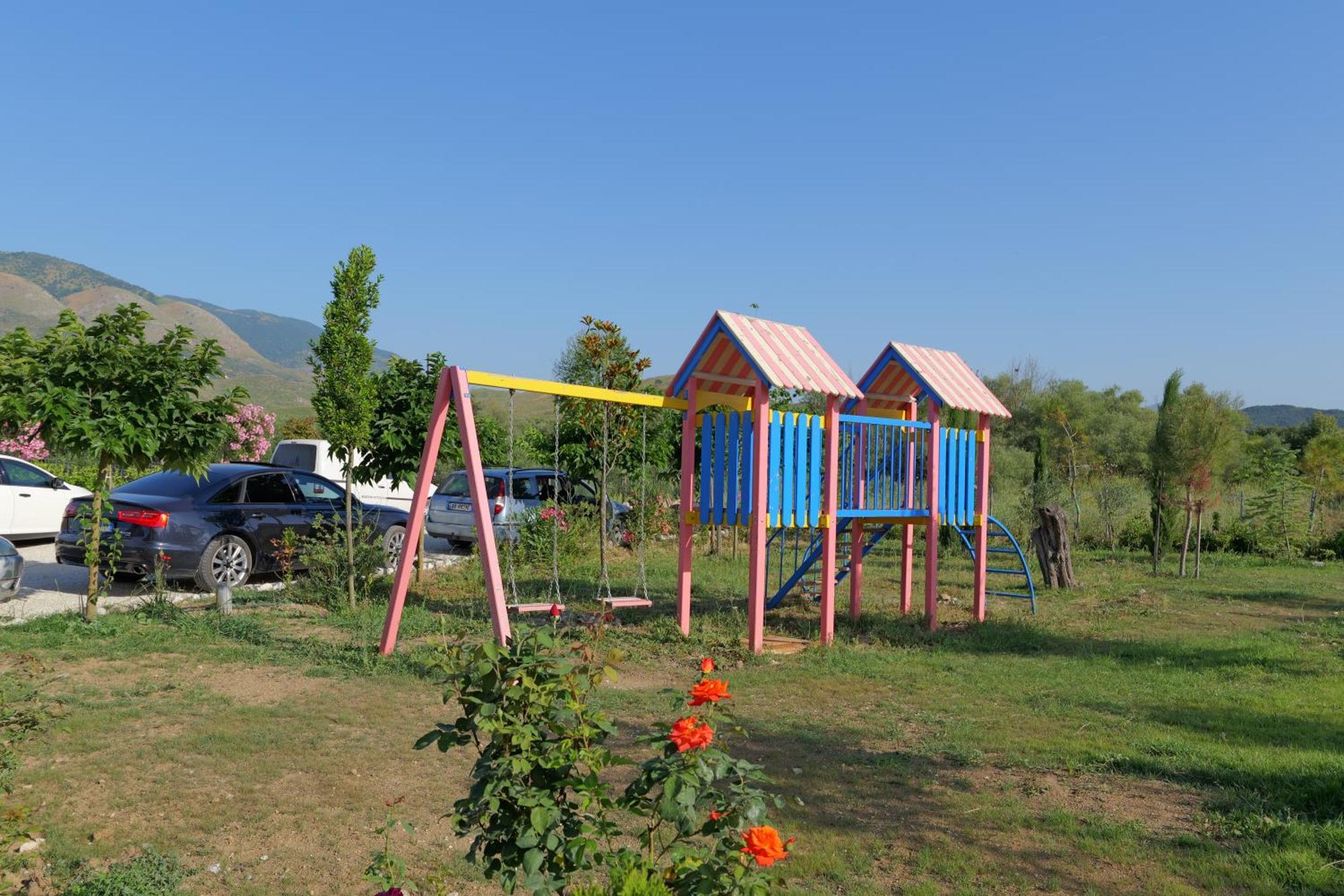 Lodge Mesopotam Agrotourism *
