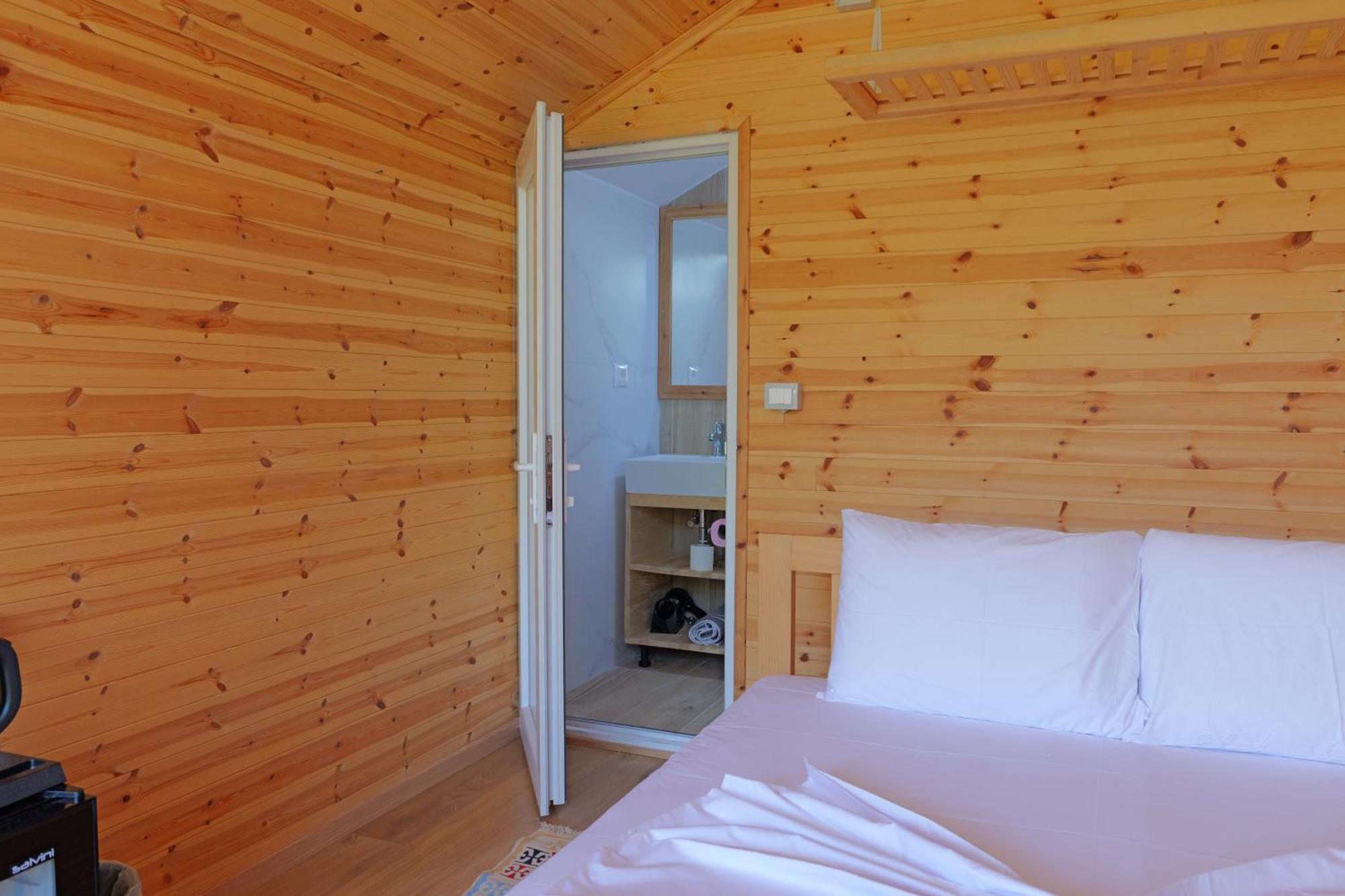 Lodge Mesopotam Agrotourism Sarande